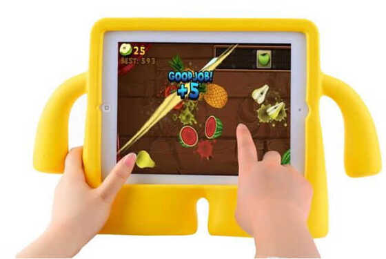 Apple iPad Pro 10.5 Figürlü Silikon Çocuk Tablet Standlı Kılıf