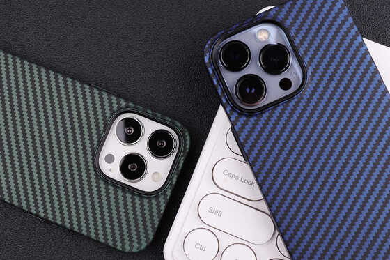 Apple iPhone 13 Pro Max Kılıf Kamera Çıkıntılı Karbon Fiber Tasarım Sert PU