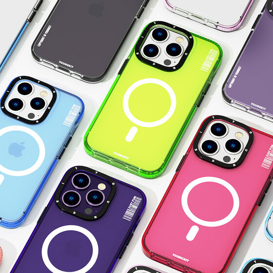 Apple iPhone 14 Pro Kılıf Magsafe Şarj Özellikli YoungKit Crystal Color Serisi Kapak