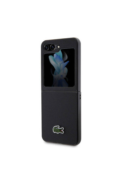 Galaxy Z Flip 5 Uyumlu Kılıf Lacoste Lisanslı PU Pike Desenli Yüzey İkonik Timsah Logolu Siyah