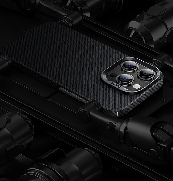 iPhone 15 Plus Uyumlu Kılıf Magsafe Özellikli Karbon Fiber Benks Essential ArmorAir 600D Kevlar