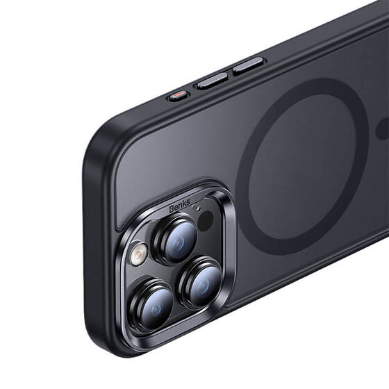 iPhone 15 Pro Max Kılıf Magsafe Şarj Özellikli Benks Mist Protective Kapak Siyah