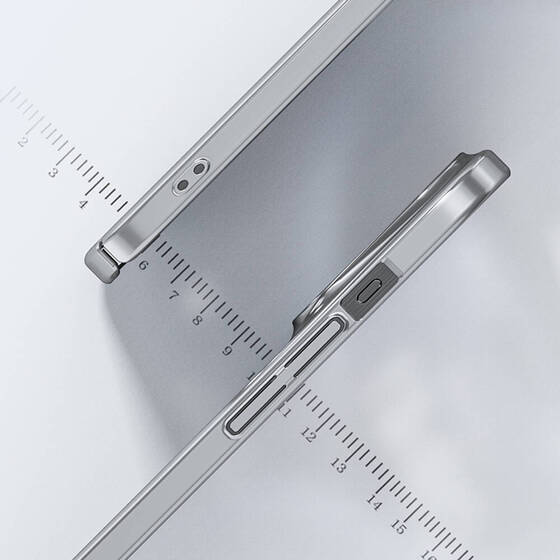 iPhone 15 Pro Max Uyumlu Kılıf Benks Ultra İnce PC Kapak Gri