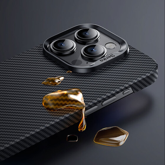 iPhone 15 Pro Max Uyumlu Kılıf Magsafe Özellikli Karbon Fiber Benks Essential ArmorAir 600D Kevlar